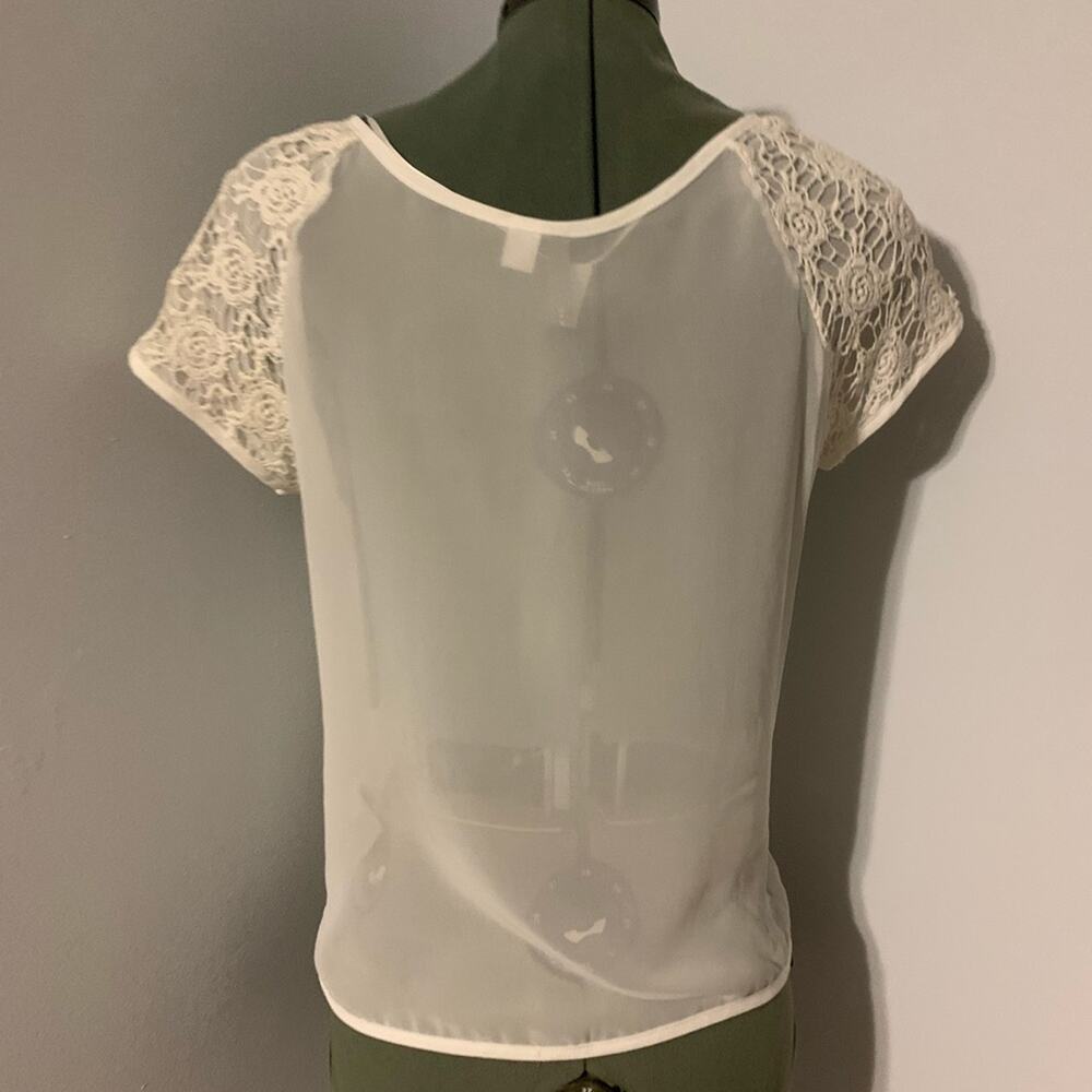 Lauren Conrad Crochet Sheer Short Sleeve Top White Small - Picture 6 of 6
